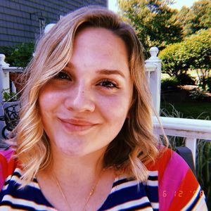 Meet your Posher, Lauren